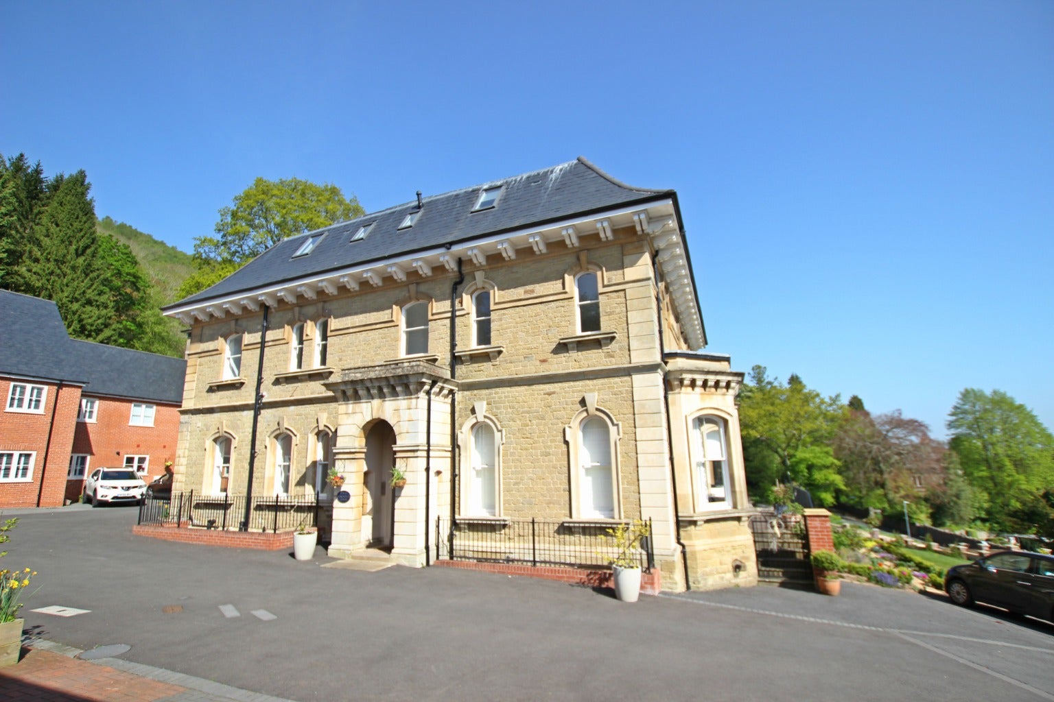 Flat College Road in Malvern Hills