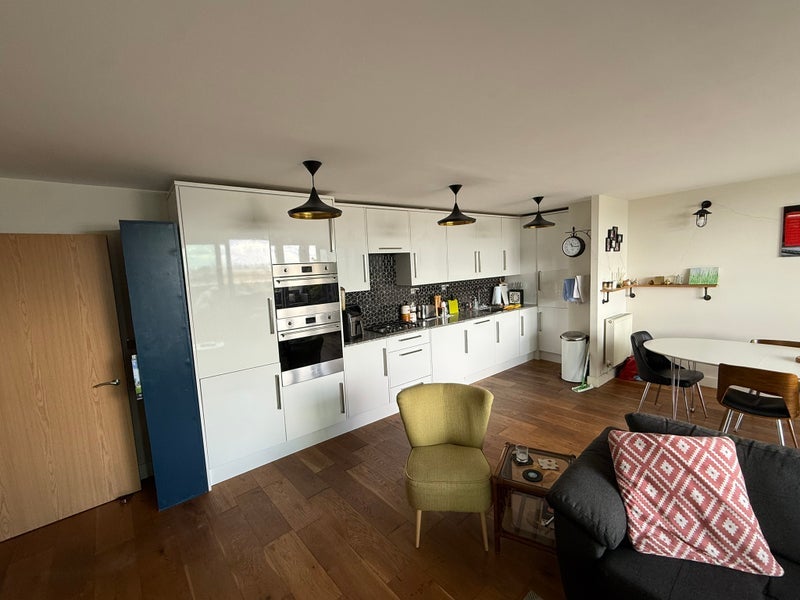 Room Merbury Road in Greater London