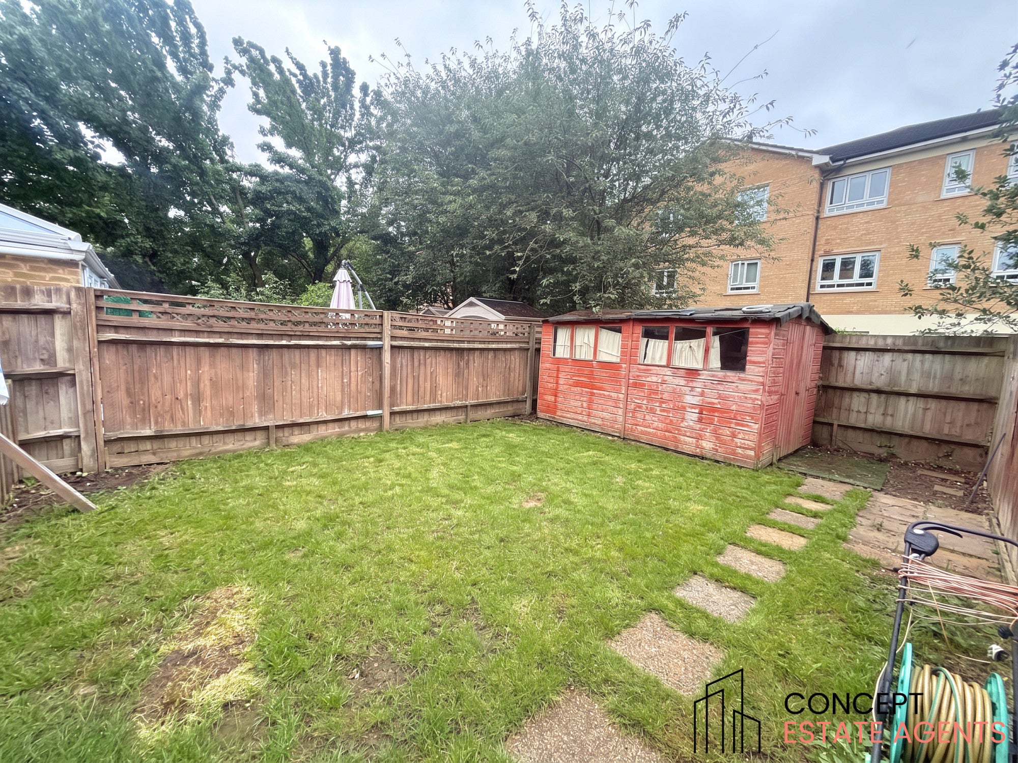 House Elvedon Road in Greater London