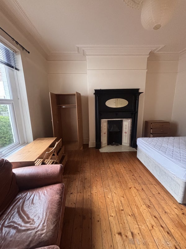 Room Queens Terrace in Newcastle upon Tyne