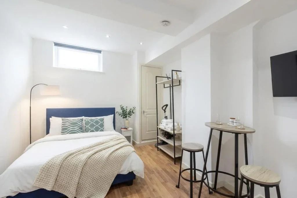 Flat Fanshaw Street in Greater London