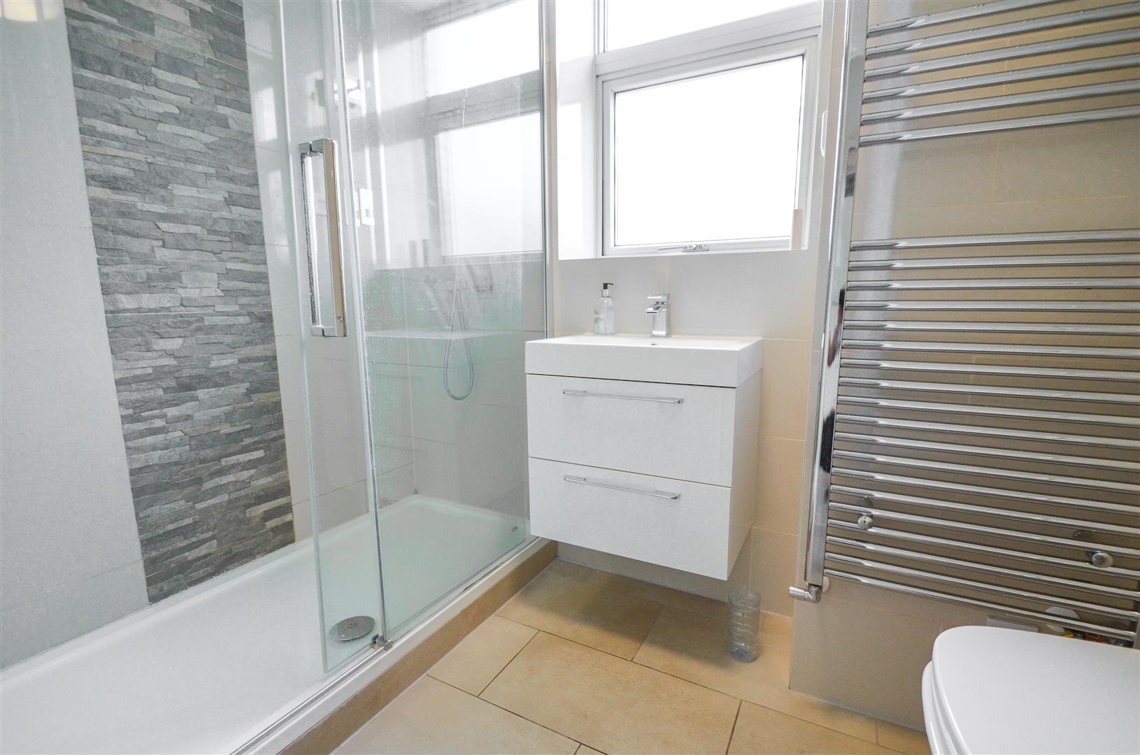 Flat Goswell Road in City of London