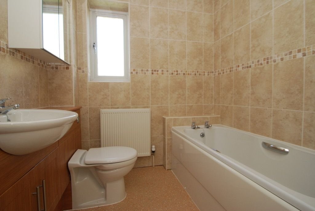 Flat Woodvale Close in Barnsley