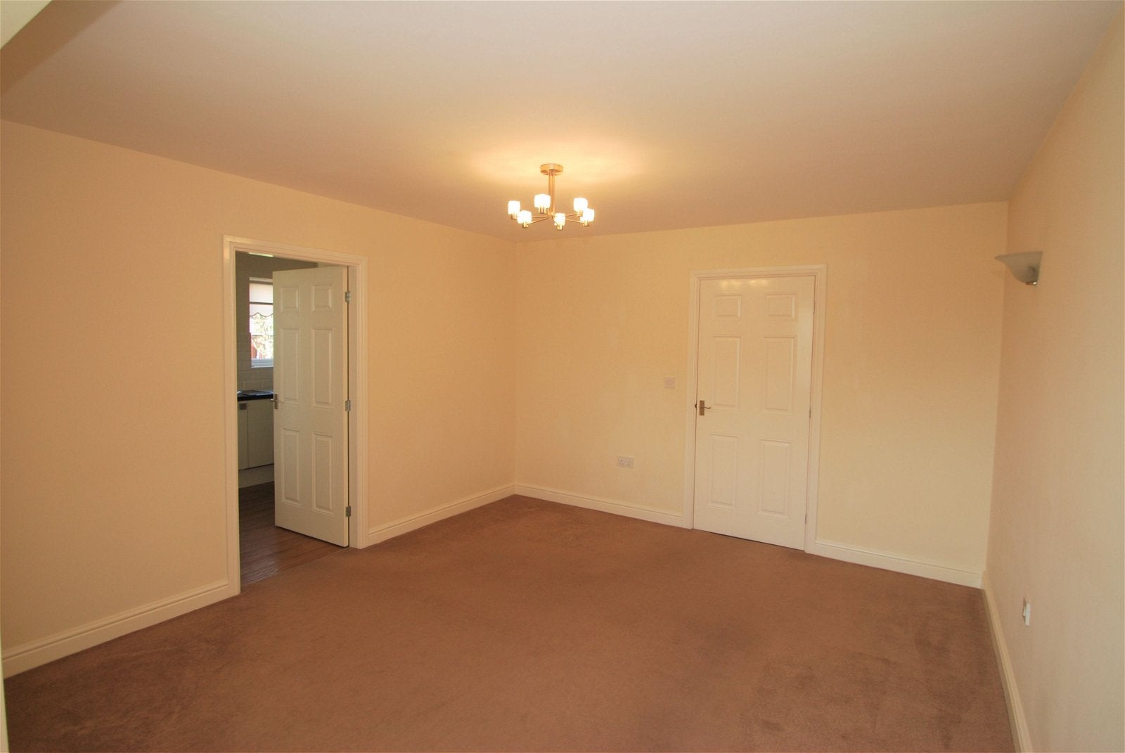 Flat Woodvale Close in Barnsley