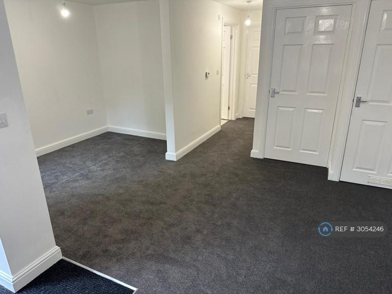 Flat Well Close in Redditch