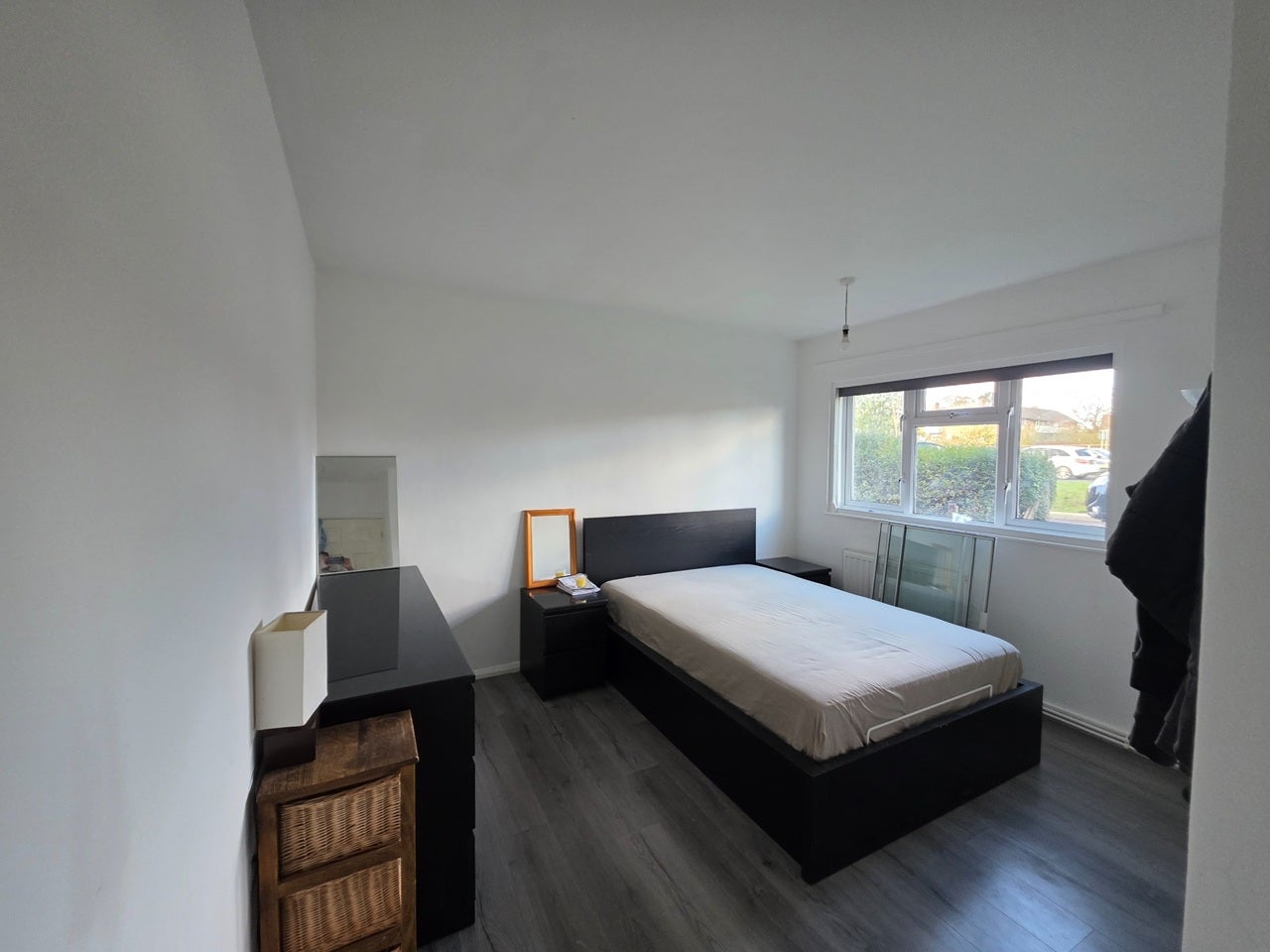 Room Eastern Avenue in Greater London
