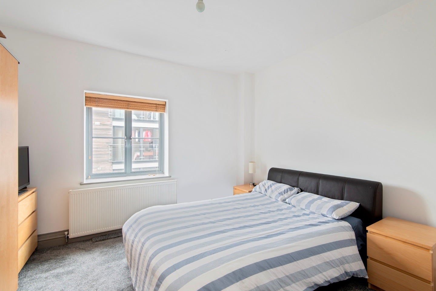 Flat Greatorex Street in Greater London