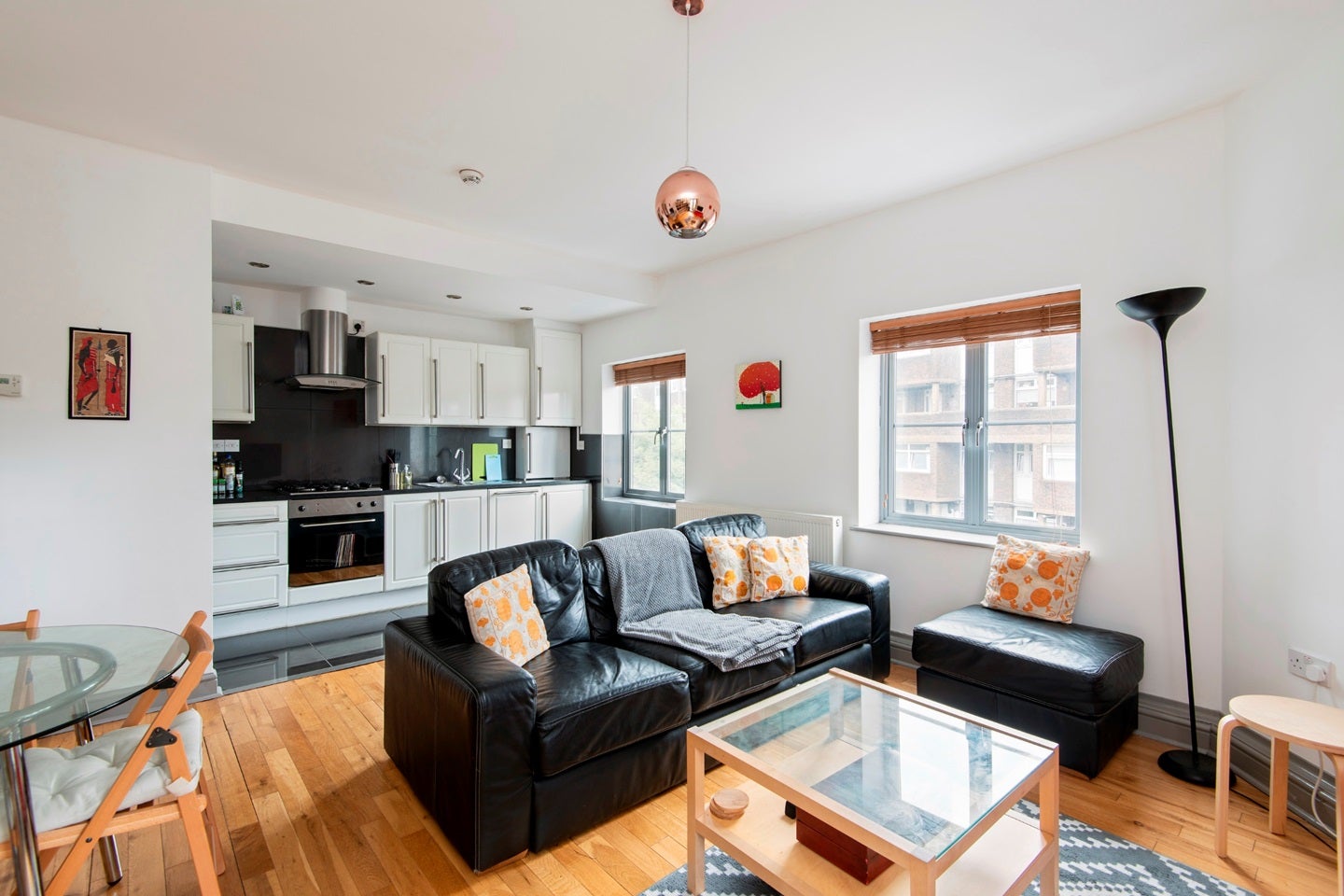 Flat Greatorex Street in Greater London