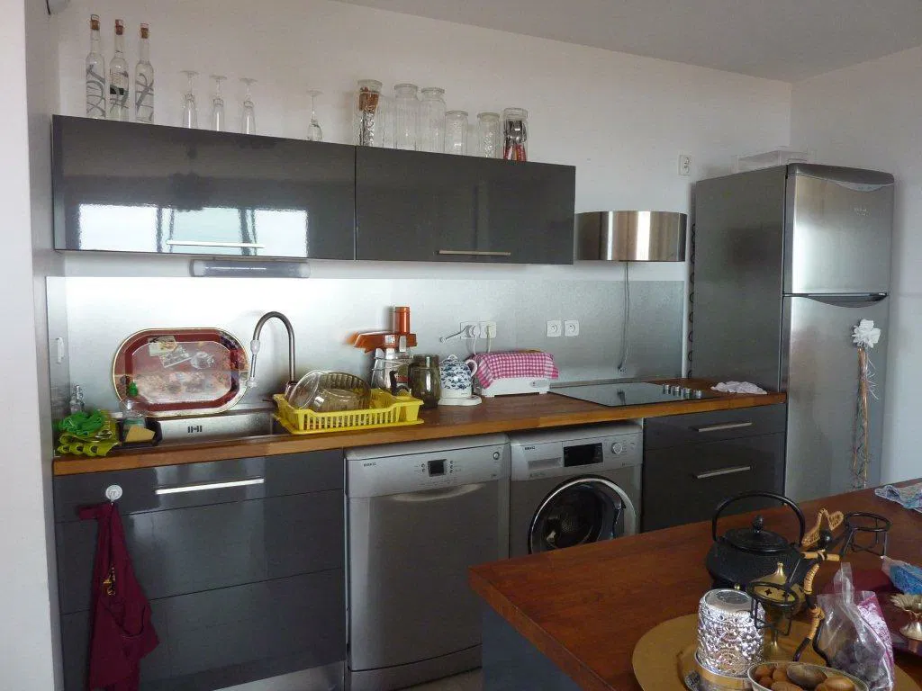 Room Rue Benjamin Roger in Sète