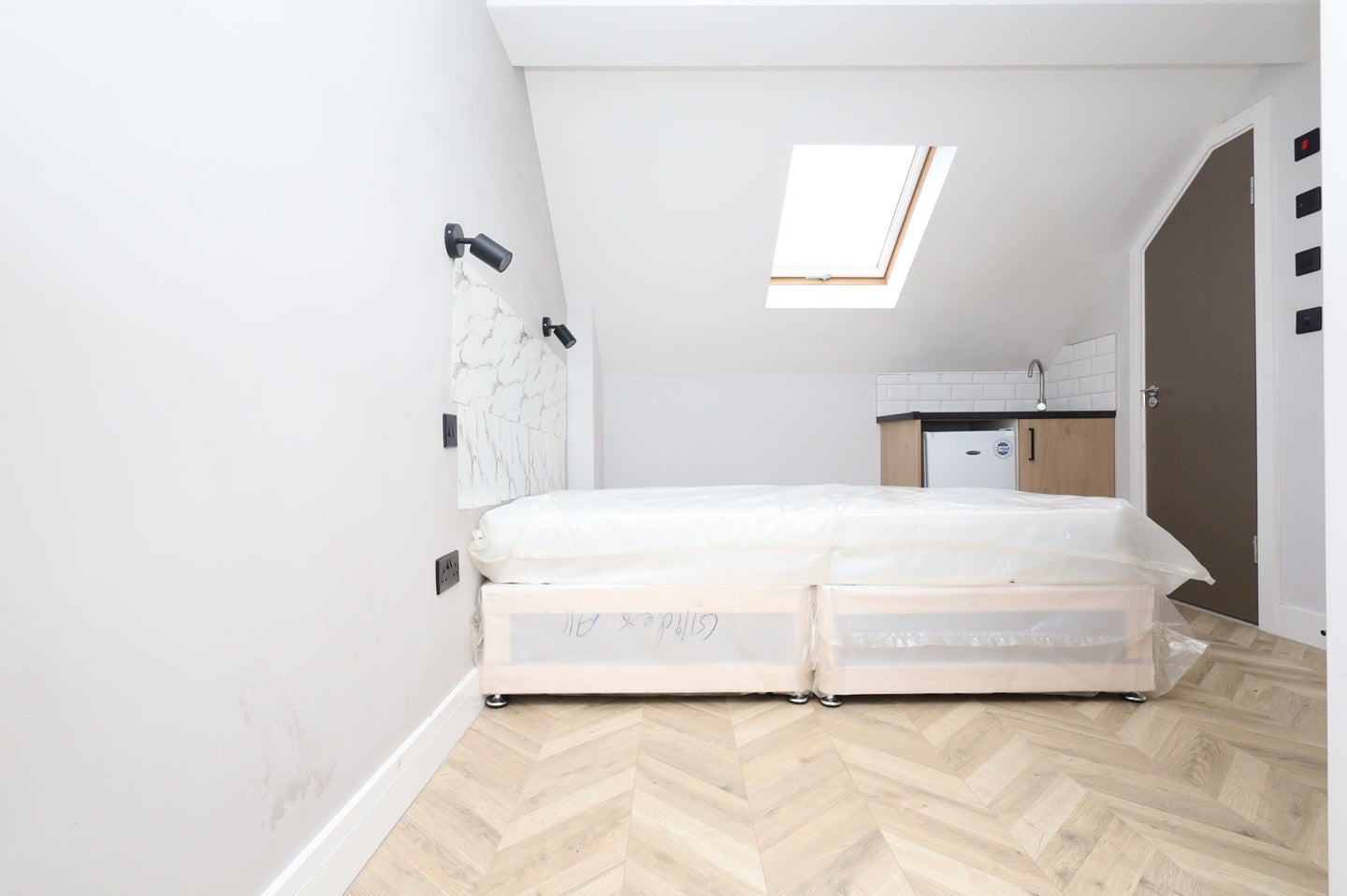 Room Twyford Road in Greater London