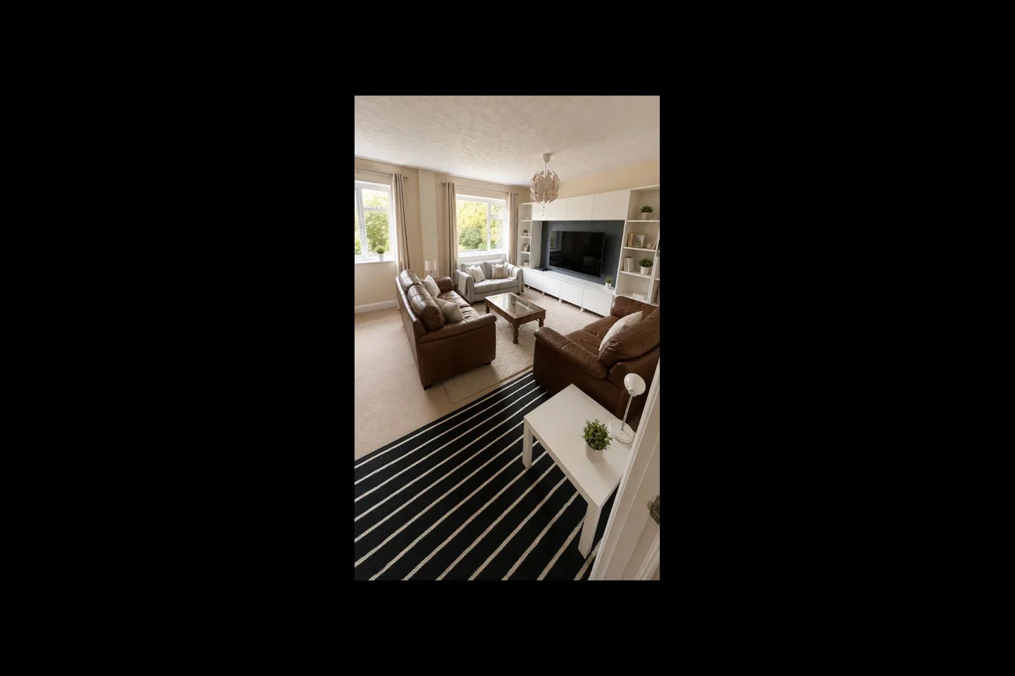 House Malthouse Lane in Surrey Heath