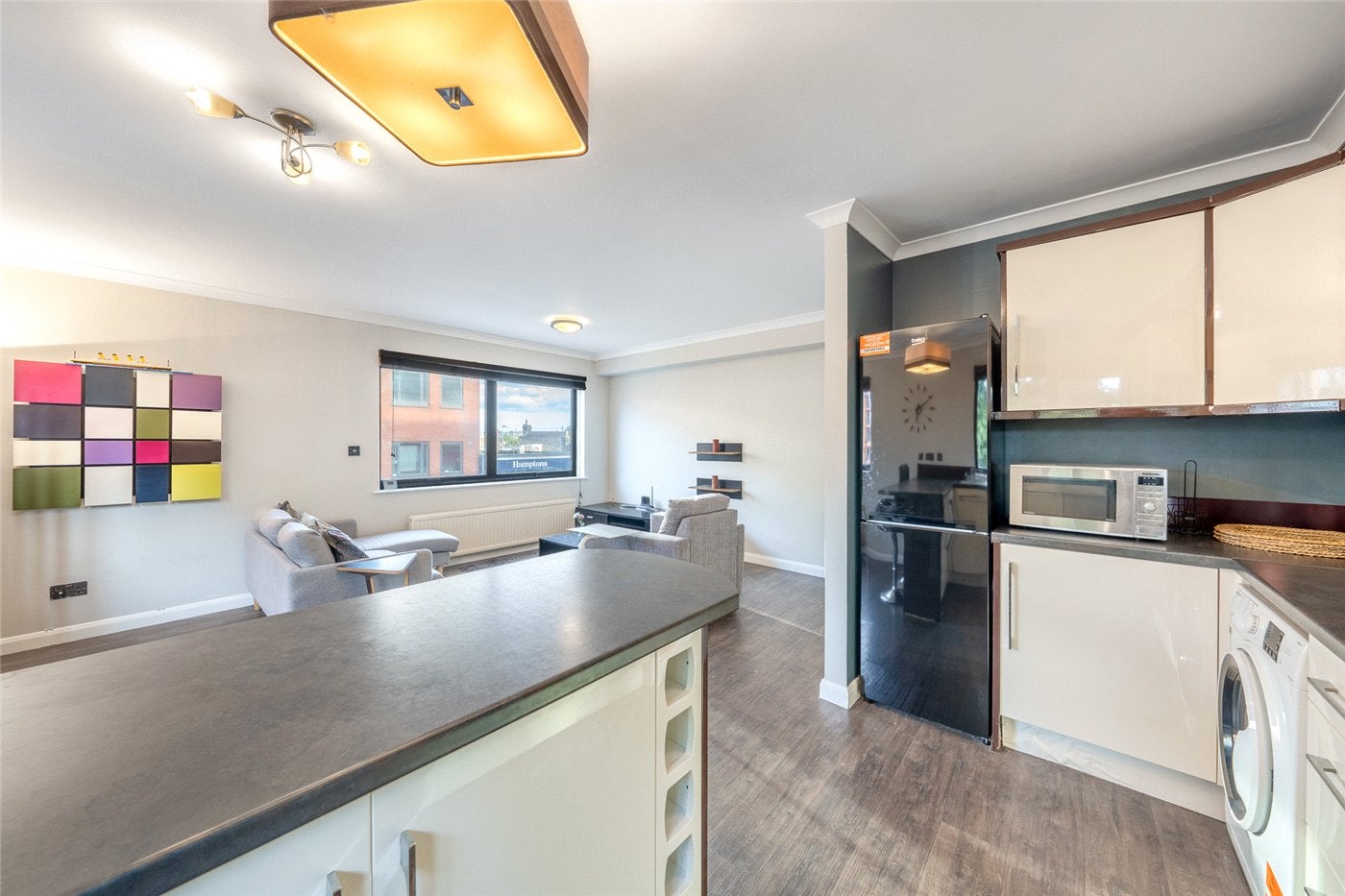 Flat Iverson Road in Greater London