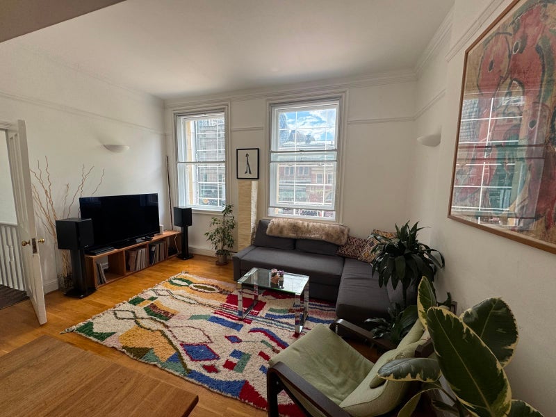 Room Brushfield Street in City of London