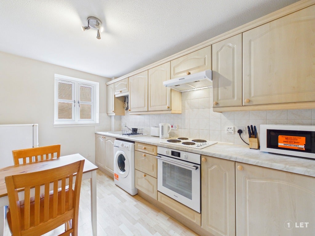 Flat Tytler Gardens in City of Edinburgh