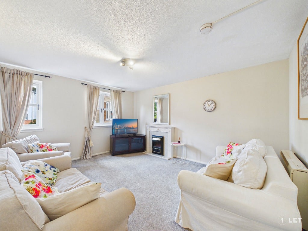 Flat Tytler Gardens in City of Edinburgh