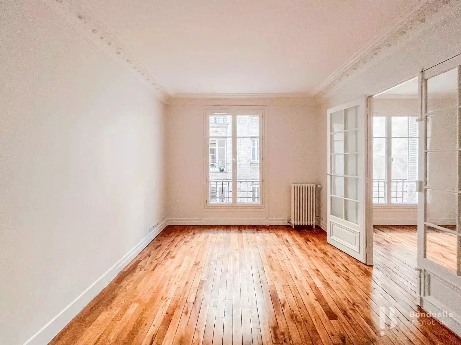 Flat Rue de Calais in Paris
