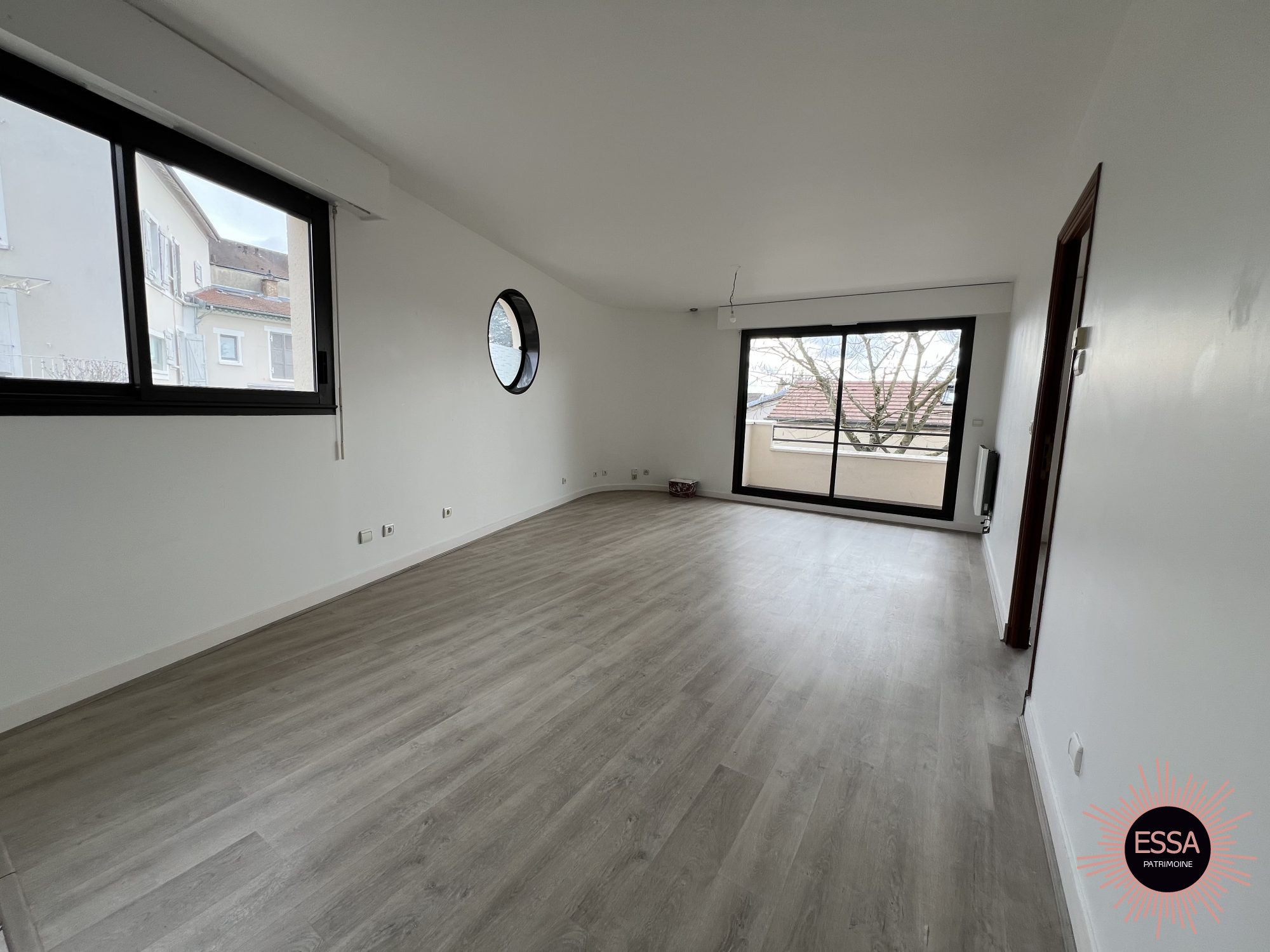 Appartement D 985 à Ville-d'Avray