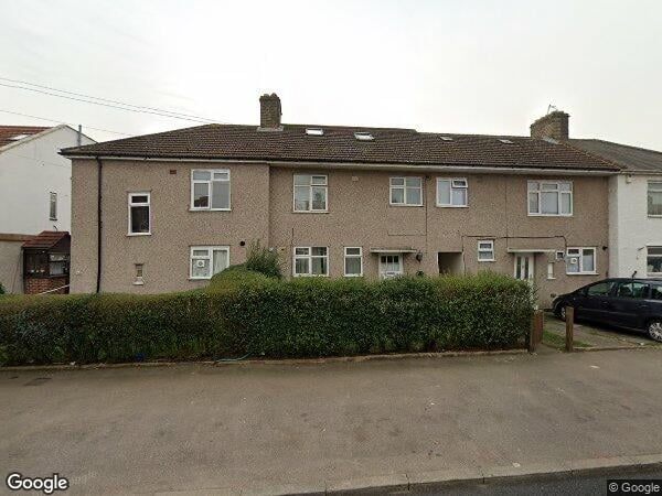 Room Mayesbrook Road in Greater London