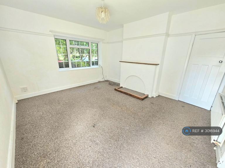 Flat Burghley Road in Peterborough