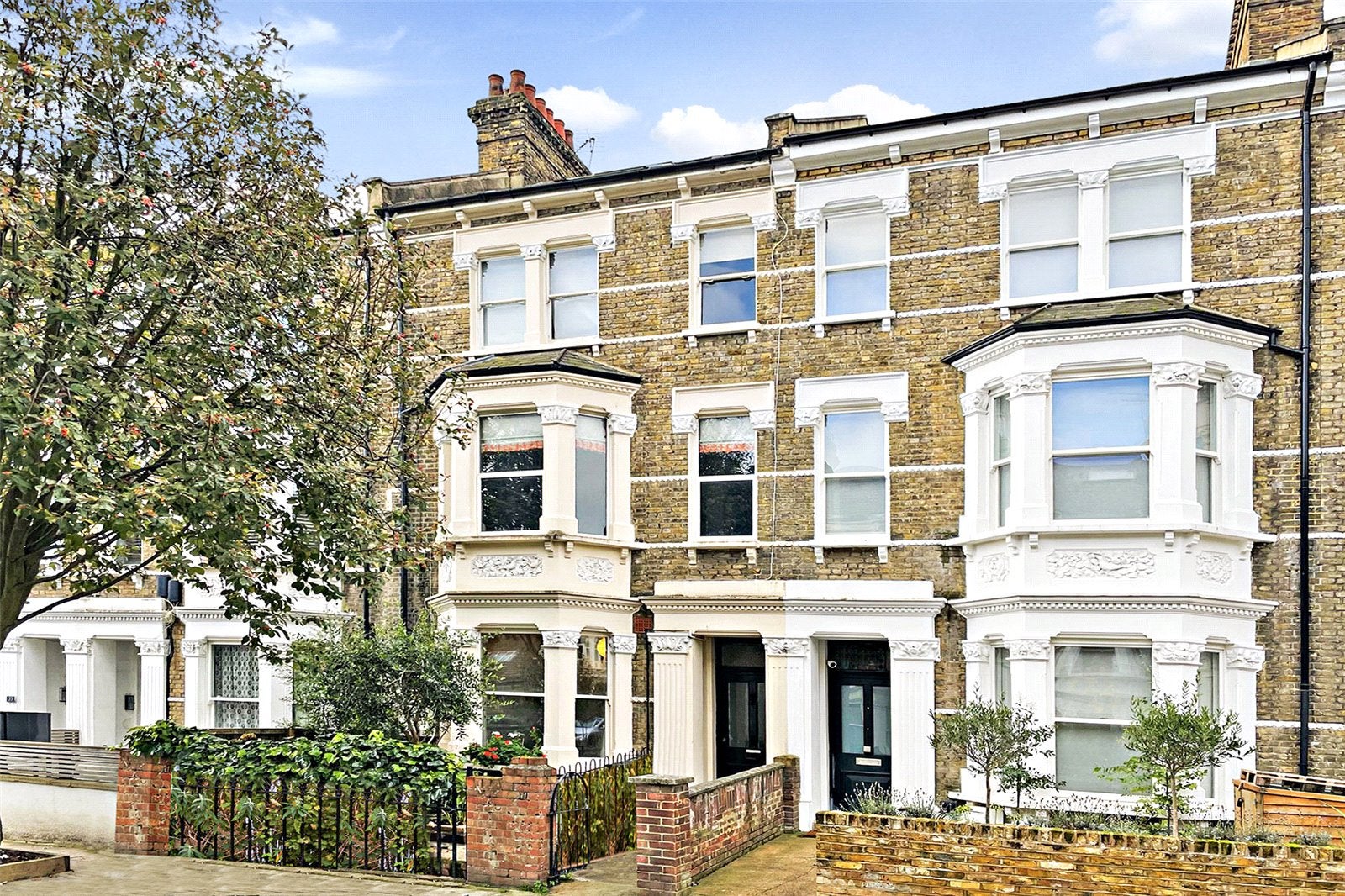 Flat Croxley Road in City of Westminster