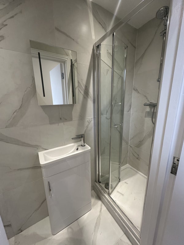 Flat Selsdon Road in Greater London