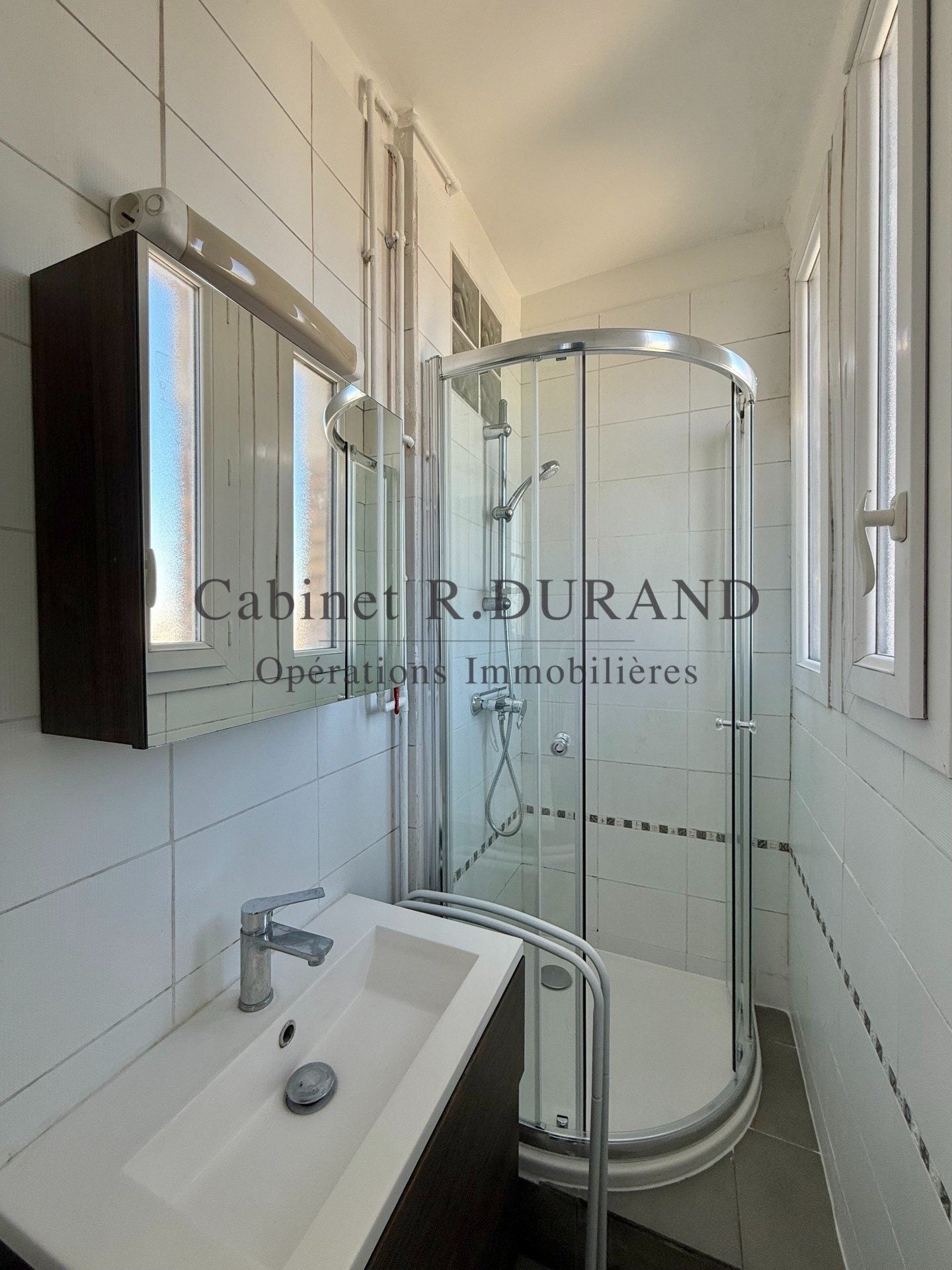 Flat Rue Jean Bonal in La Garenne-Colombes
