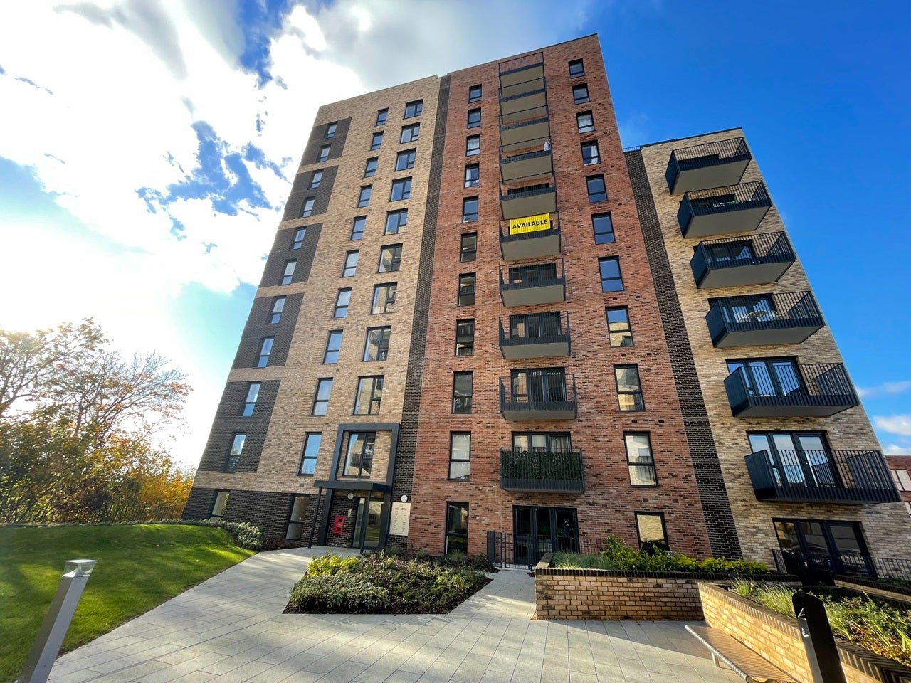 Flat Sydney Road in Watford