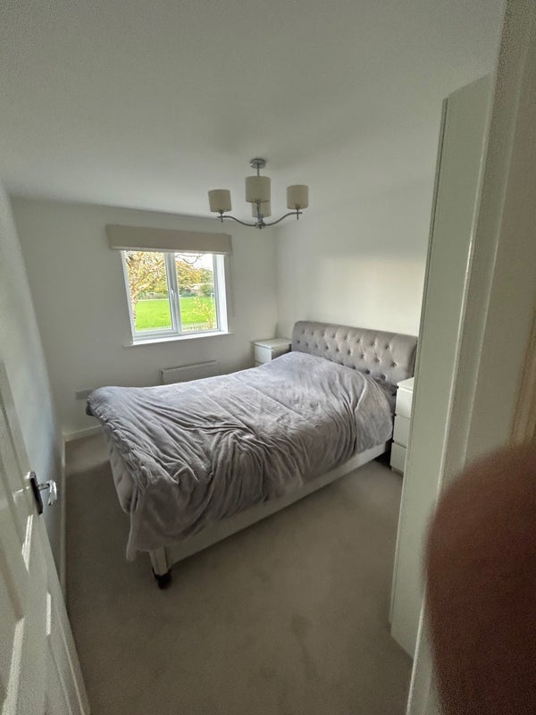 Room Beaconsfield Road in Milnrow