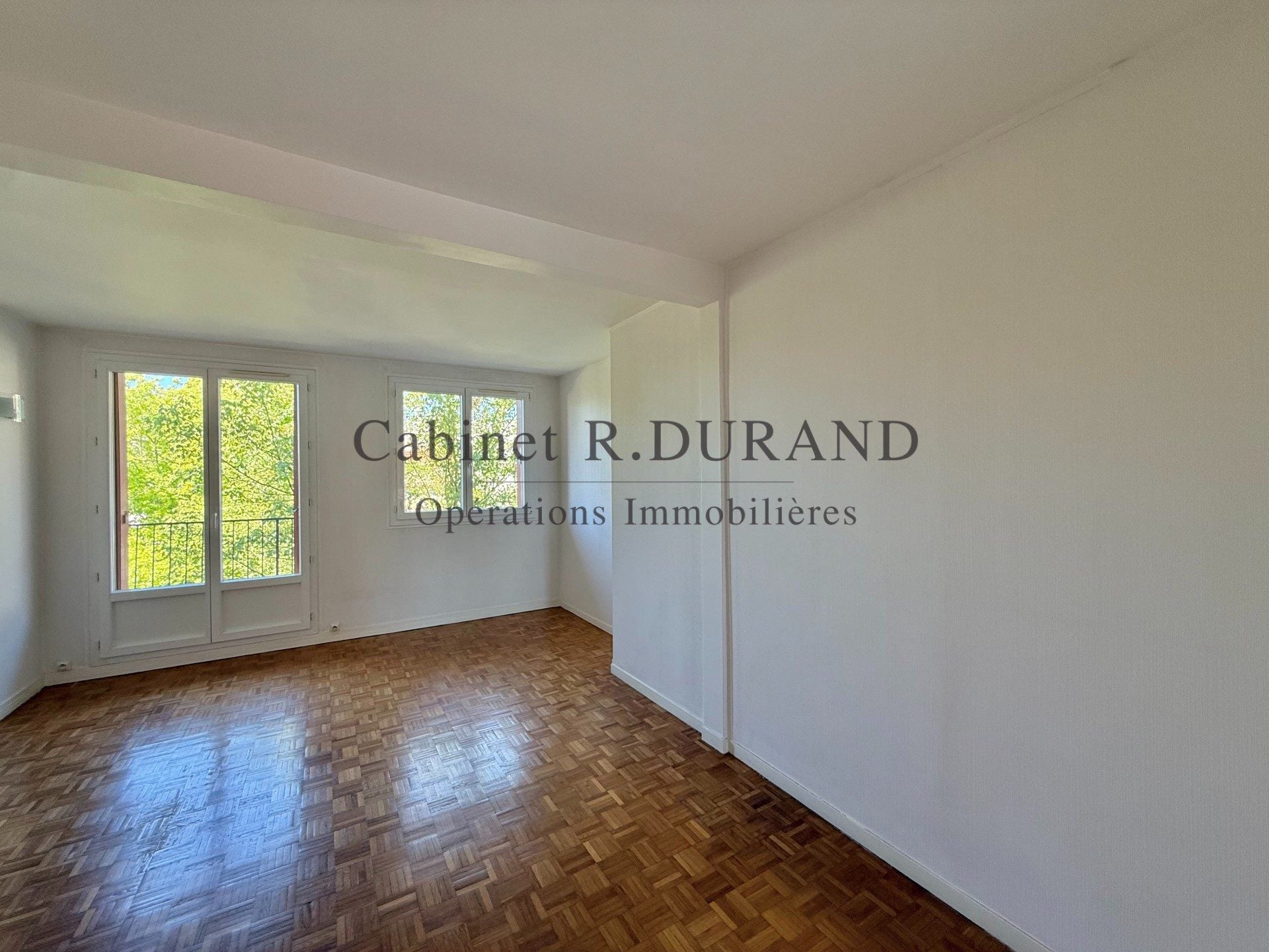 Flat Rue des Cerisiers in Colombes