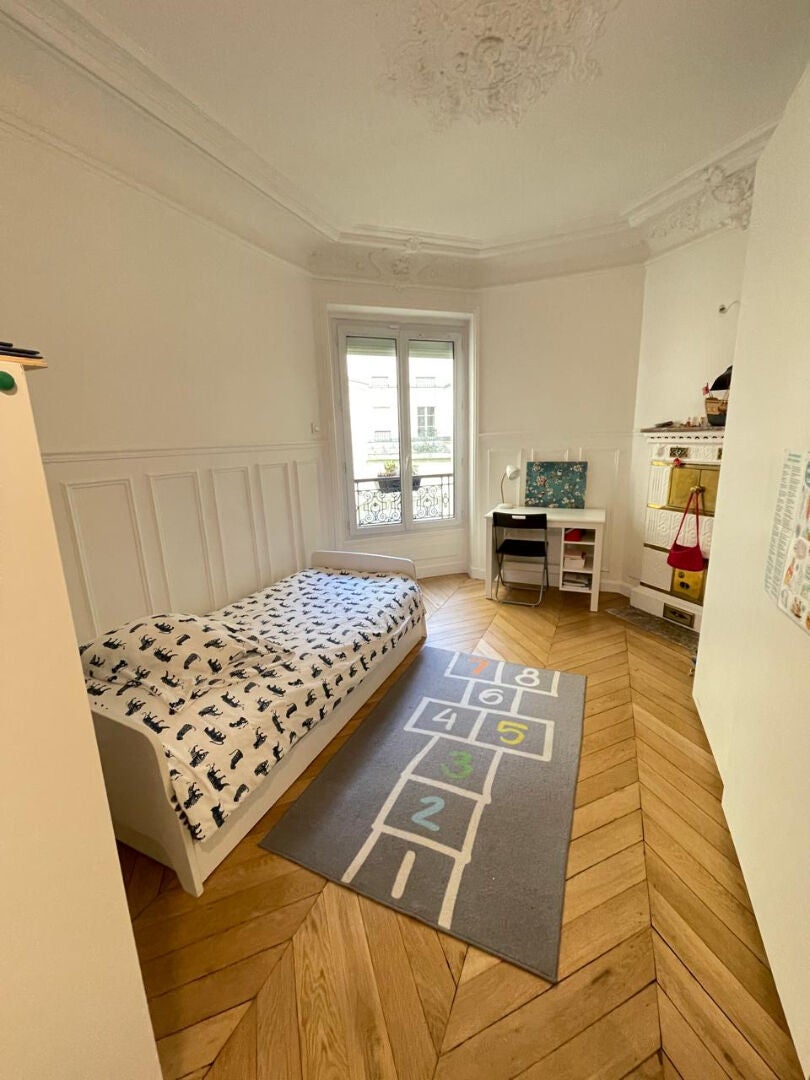 Flat Rue Pergolèse in Paris