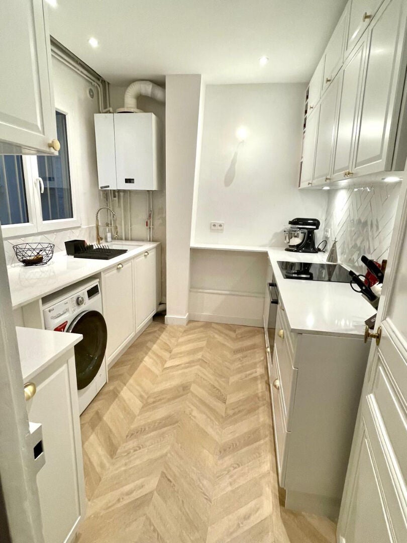 Flat Rue Pergolèse in Paris