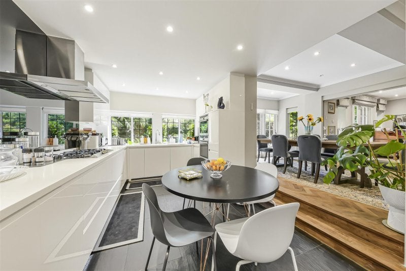 House Finchley Road in Greater London
