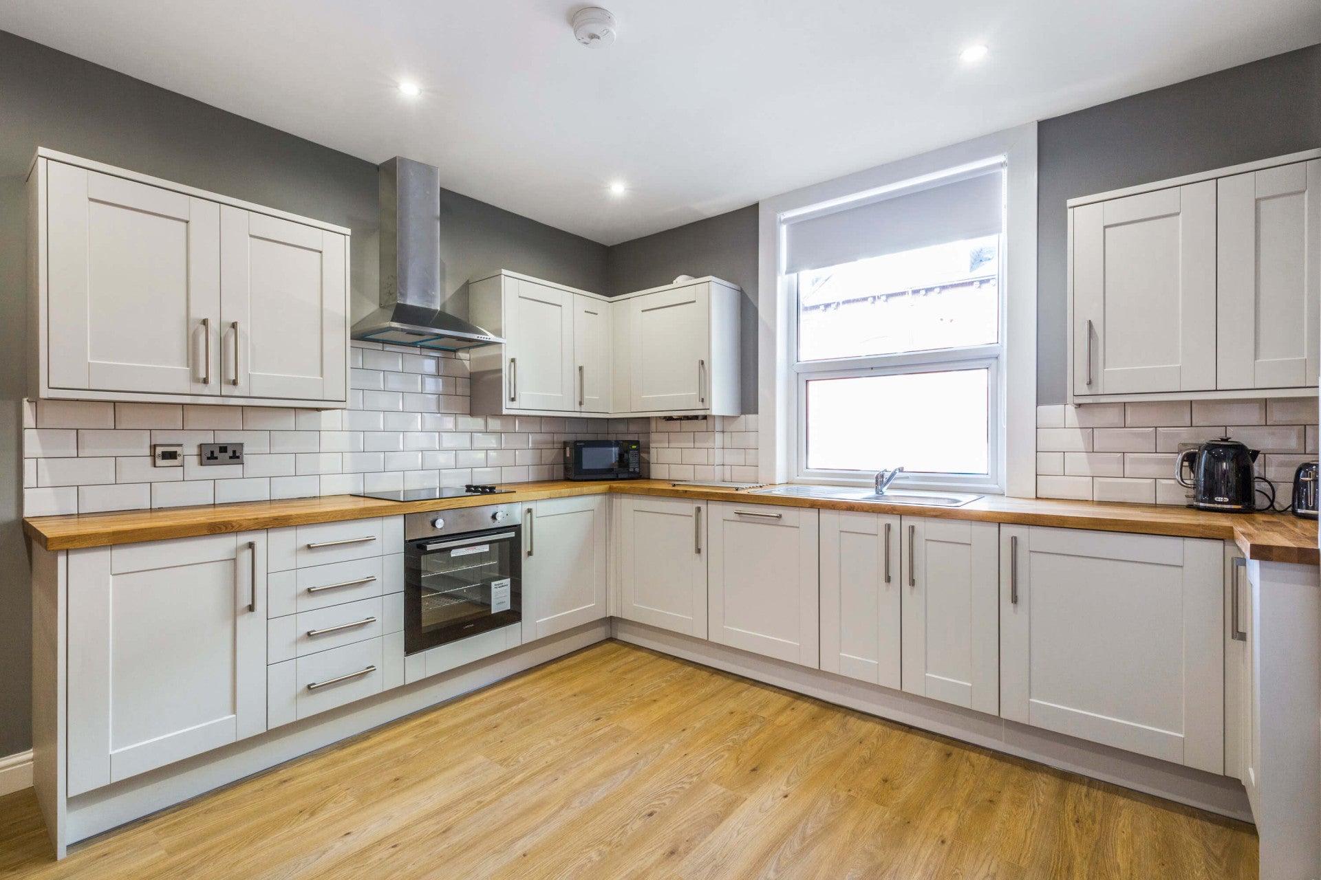 Room Winfield Grove in Leeds