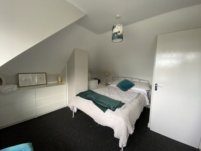 Room Herm Road in Poole