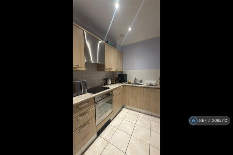 Room Botolph Lane in City of London