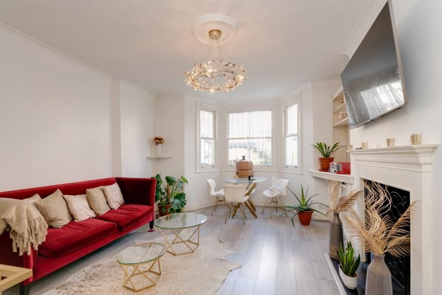 Flat Warwick Avenue in City of Westminster