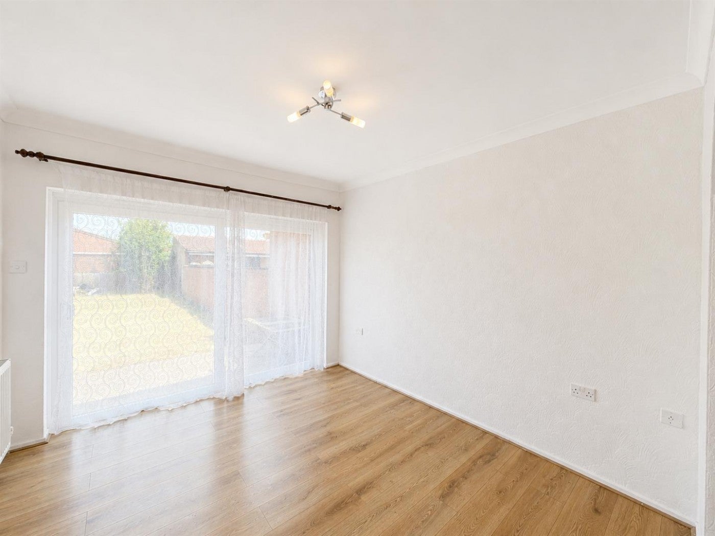 House Crosslands Avenue in Greater London