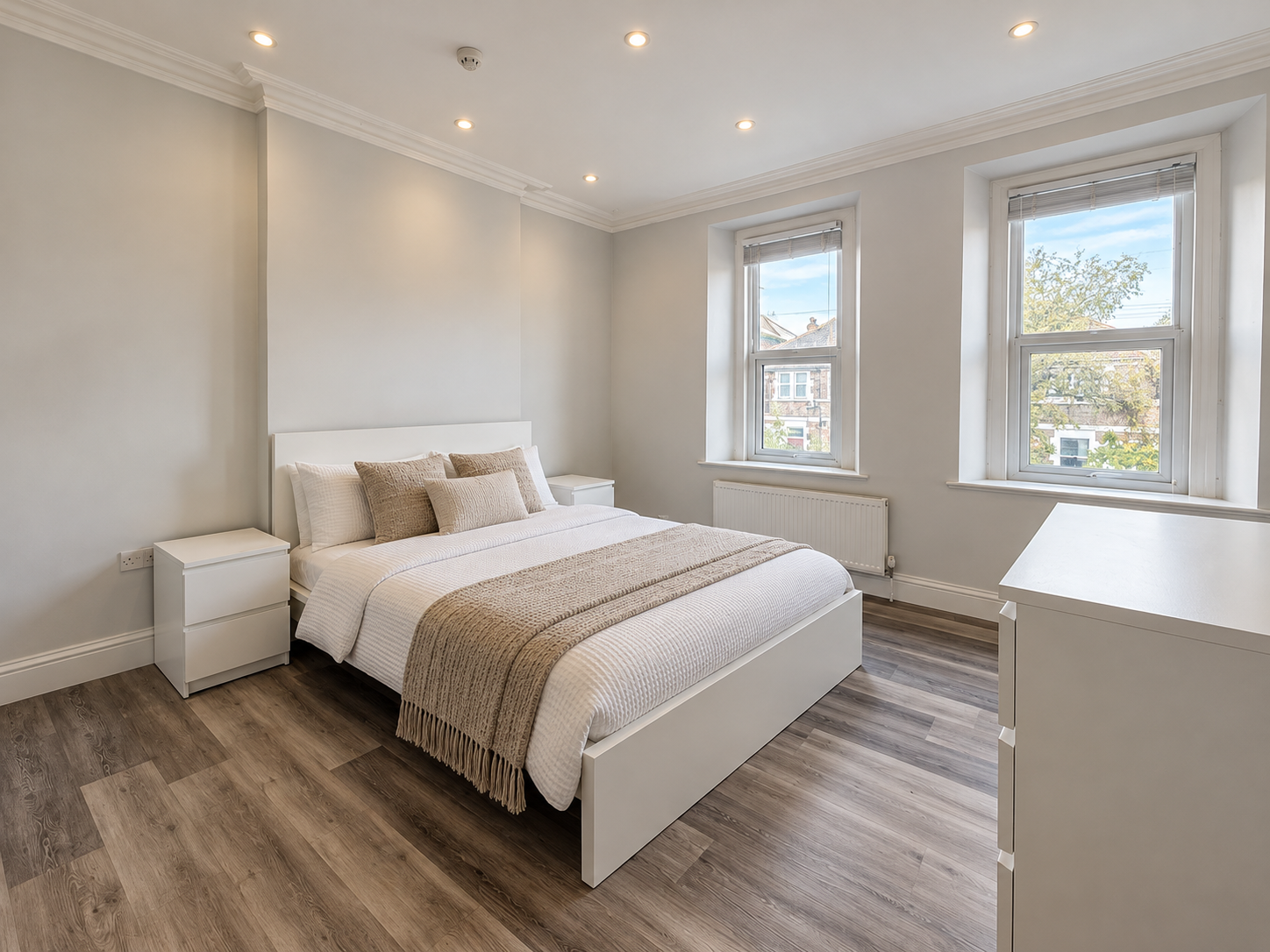 Room Locking Road in Weston-super-Mare