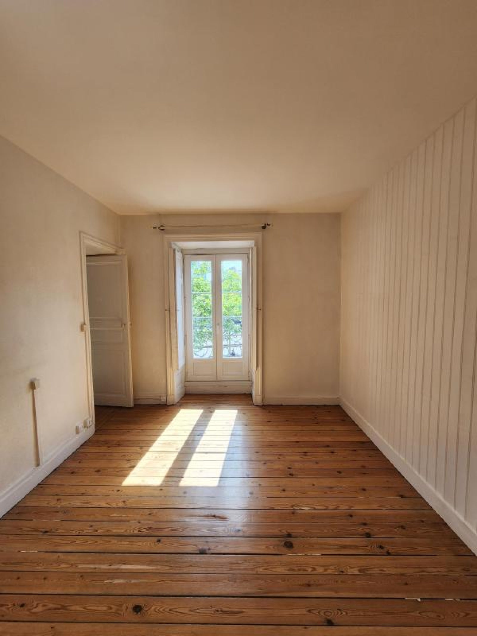 Flat Place Viarme in Nantes