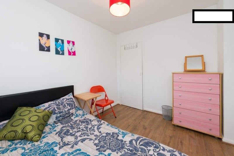 Room Brunel Walk in Greater London