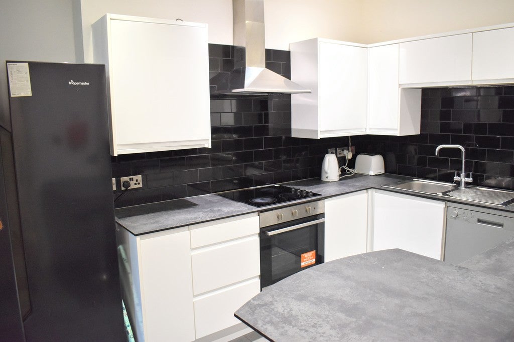 Flat Acomb Street in Manchester