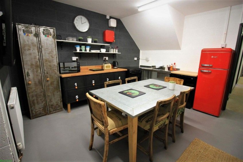Room Far Gosford Street in Coventry