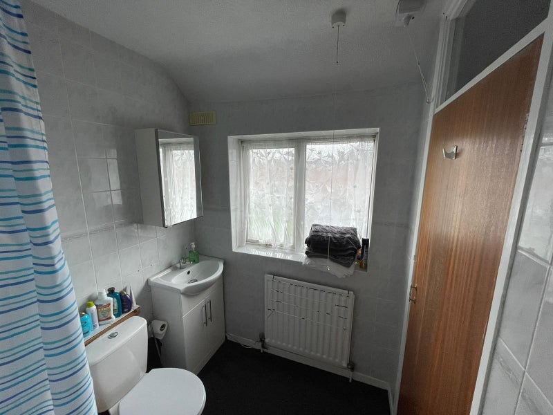Room Porter Close in Coventry