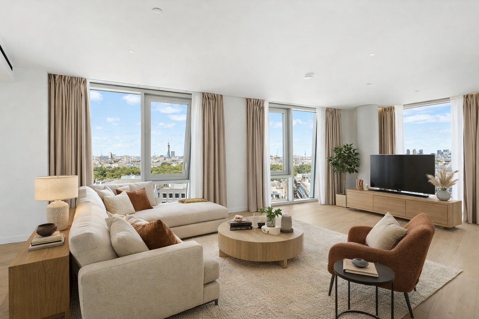 Flat Tothill Street in City of Westminster