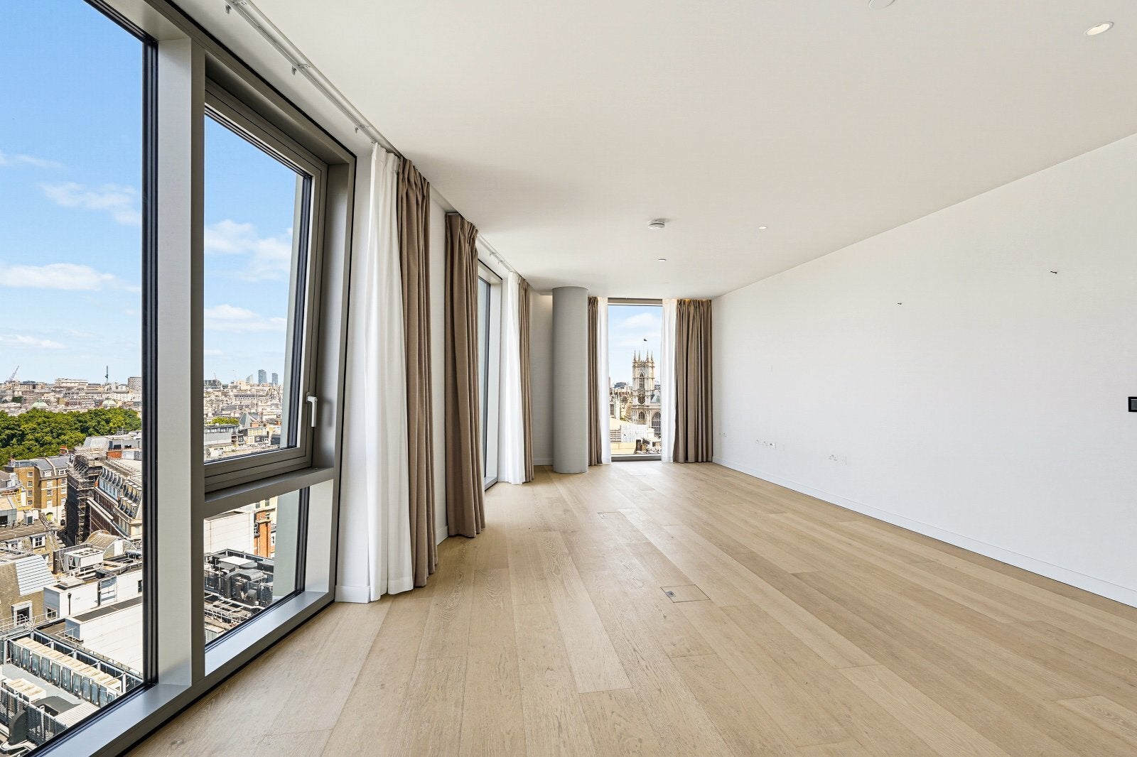 Flat Tothill Street in City of Westminster