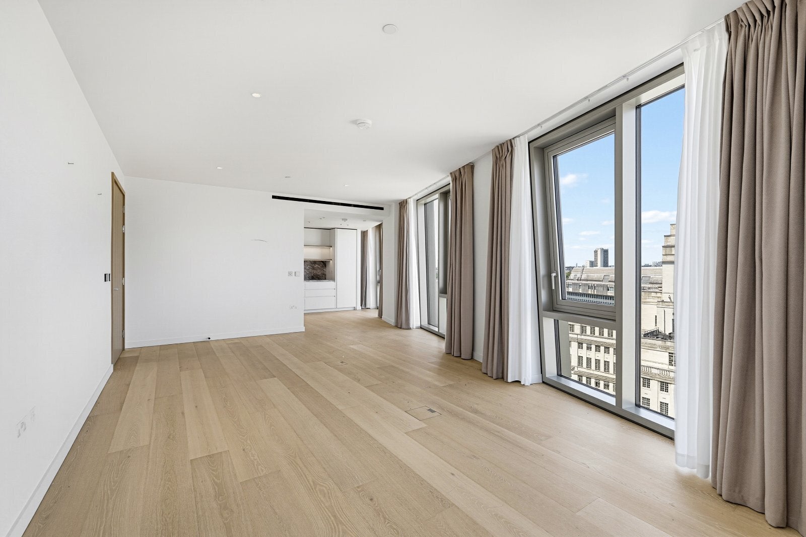 Flat Tothill Street in City of Westminster