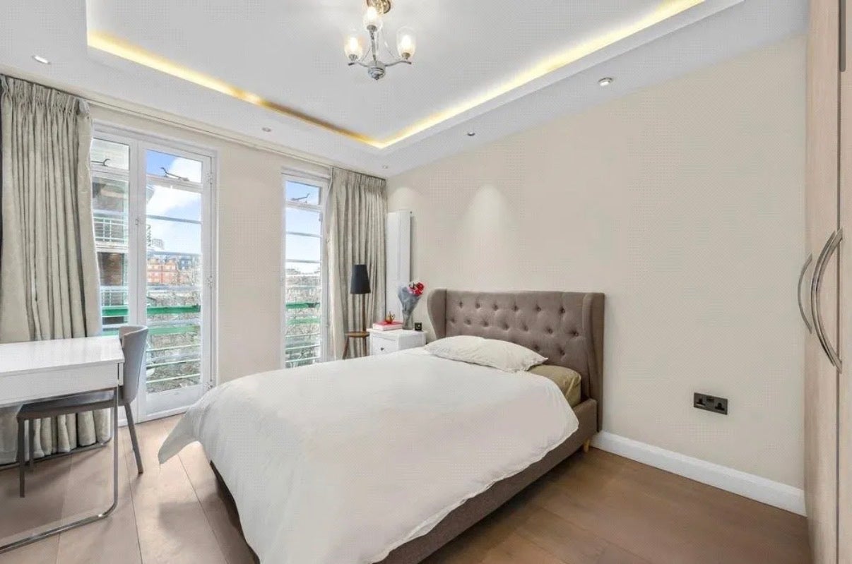 Flat Marylebone Road in City of Westminster