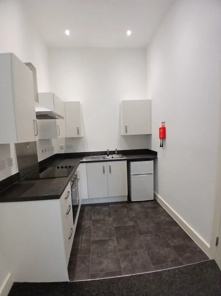 Flat Frank Shayler Close in Wellington