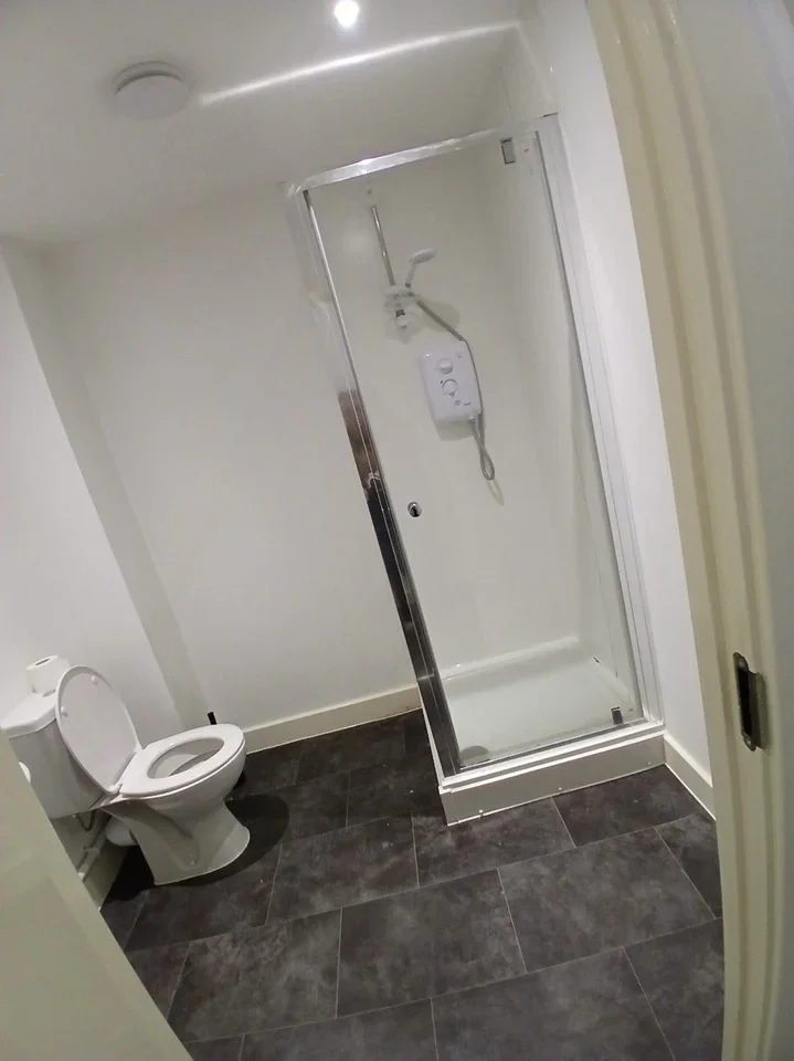 Flat Frank Shayler Close in Wellington