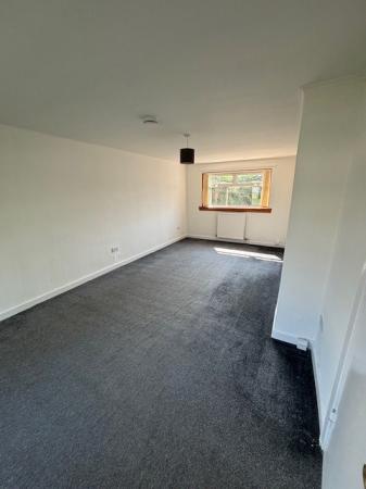 House Whitehills Place in East Kilbride